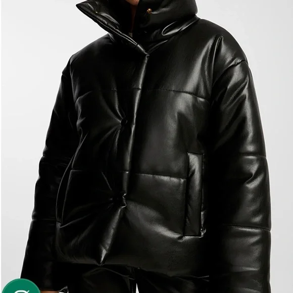 Faux leather Vegan Hide Puffer - Picture 5 of 7